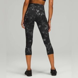 Lululemon Black Multi Swift Speed High-Rise 21” Crop Legging